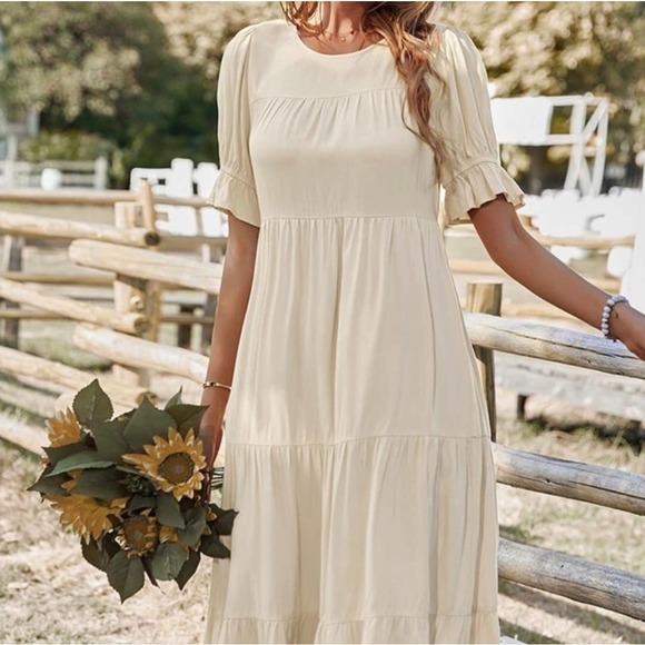 Brand Not Confirm Dresses & Skirts - Women's Beige 100% Viscose Round Neck Short Ruffled Sleeve Casual Dress Size M